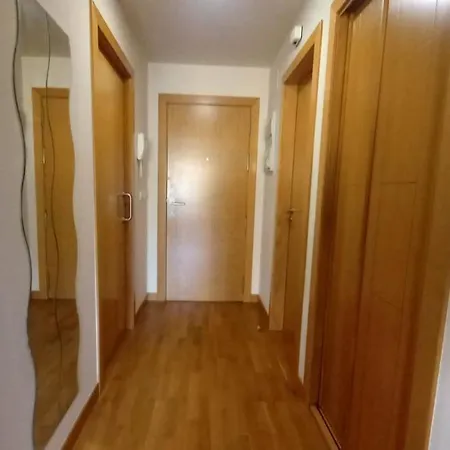 Apartment En Urbanizacion Con Piscina En Playa De Silgar *