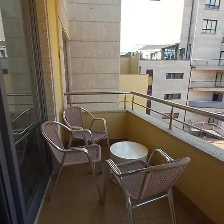 En Urbanizacion Con Piscina En Playa De Silgar Sanxenxo