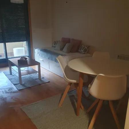 En Urbanizacion Con Piscina En Playa De Silgar *