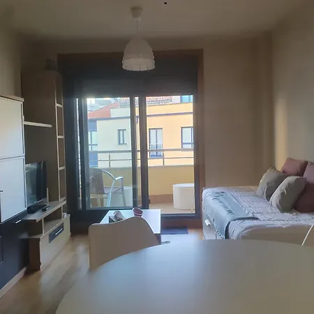 En Urbanizacion Con Piscina En Playa De Silgar *