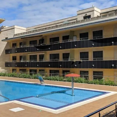En Urbanizacion Con Piscina En Playa De Silgar Apartment *