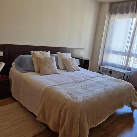 En Urbanizacion Con Piscina En Playa De Silgar Sanxenxo