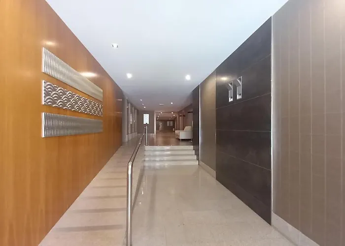 En Urbanizacion Con Piscina En Playa De Silgar *