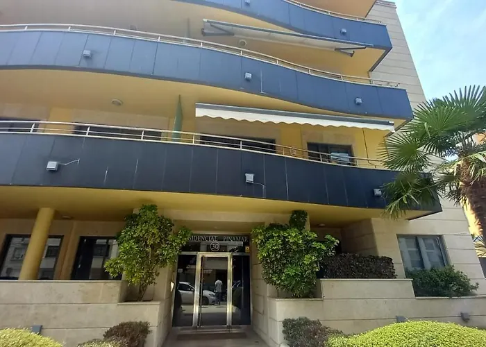 En Urbanizacion Con Piscina En Playa De Silgar Sanxenxo