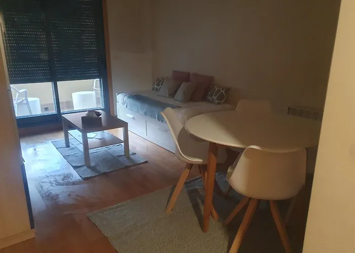 En Urbanizacion Con Piscina En Playa De Silgar *