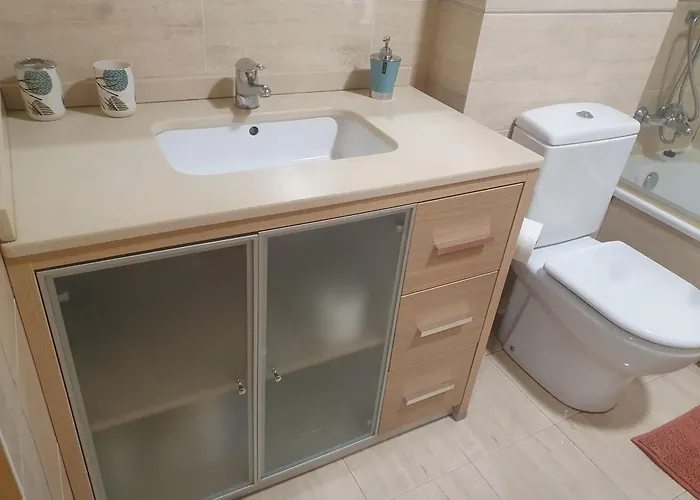 En Urbanizacion Con Piscina En Playa De Silgar