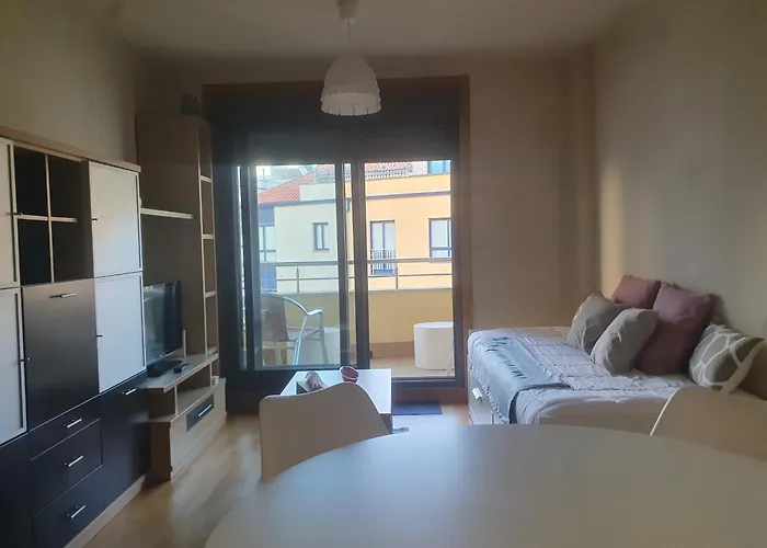 En Urbanizacion Con Piscina En Playa De Silgar *